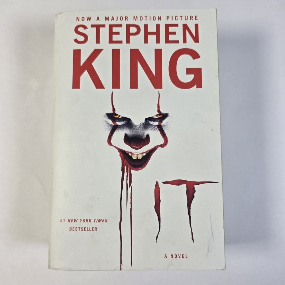 Stephen King It Paperback Novel (Film/TV Adaptation) Scribner 2019 Horror